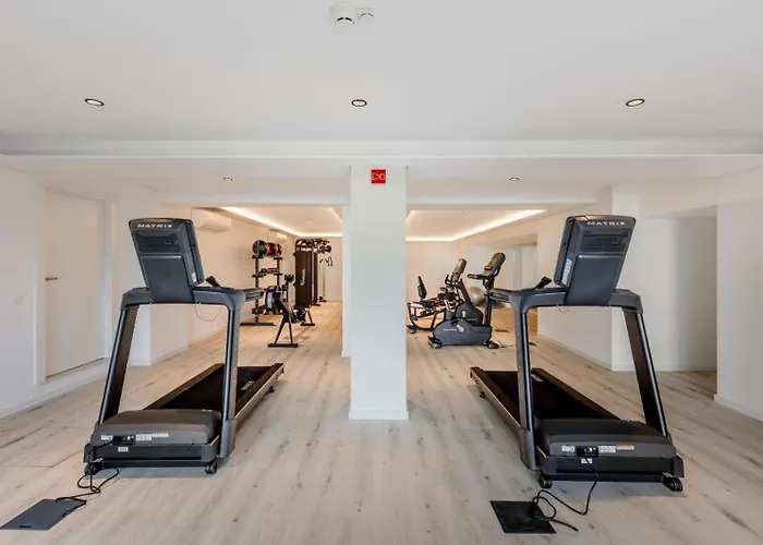 5p Madeira Acqua * 푼샬